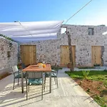 Heritage House Vrime - Stone House With Heated Pool Vila *