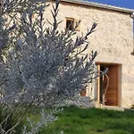 Heritage House Vrime - Stone House With Heated Pool