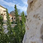 Heritage House Vrime - Stone House With Heated Pool