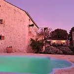 Vila Heritage House Vrime - Stone House With Heated Pool