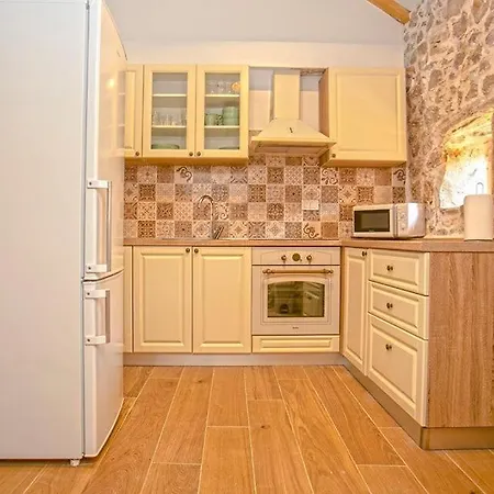 Heritage House Vrime - Stone House With Heated Pool Villa *