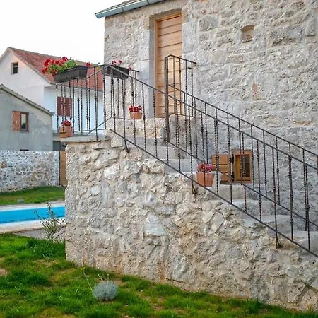 Heritage House Vrime - Stone House With Heated Pool Villa *
