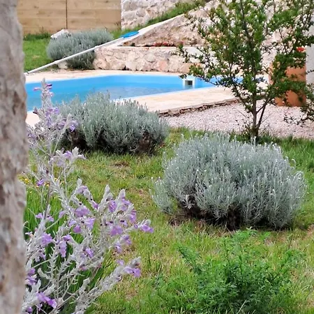 Heritage House Vrime - Stone House With Heated Pool *