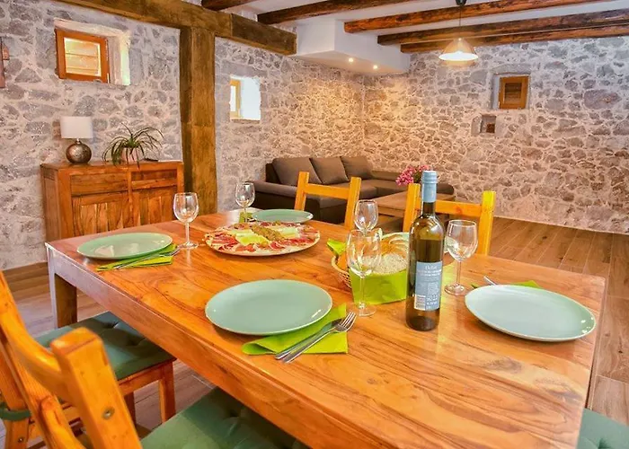 Heritage House Vrime - Stone House With Heated Pool