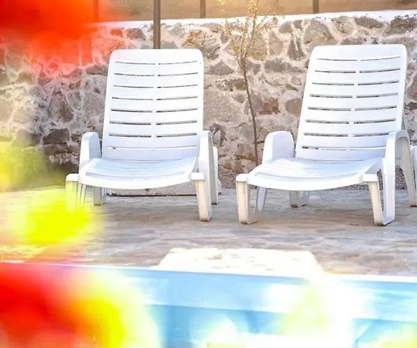 Heritage House Vrime - Stone House With Heated Pool