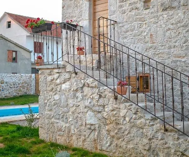 Heritage House Vrime - Stone House With Heated Pool Villa *