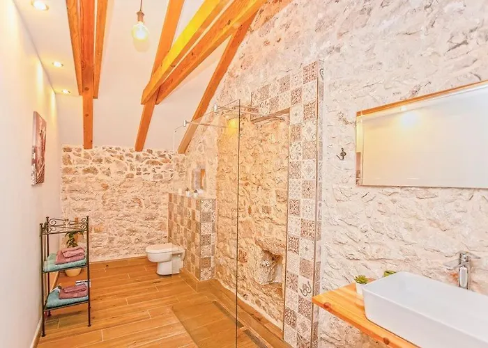 Villa Heritage House Vrime - Stone House With Heated Pool Velika Cista (Sibenik-Knin)
